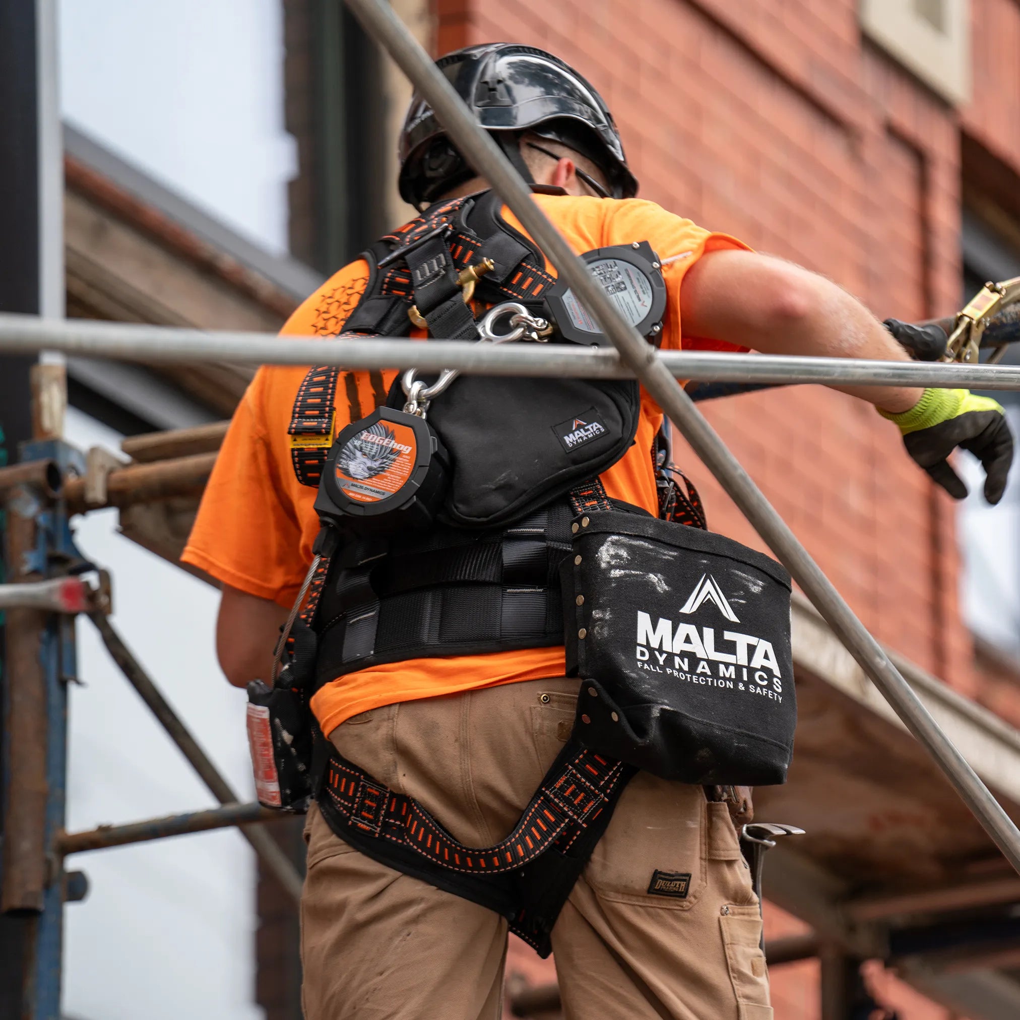 TOOL BAG WITH BULL-PIN LOOPS