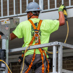 construction worker using fall protection